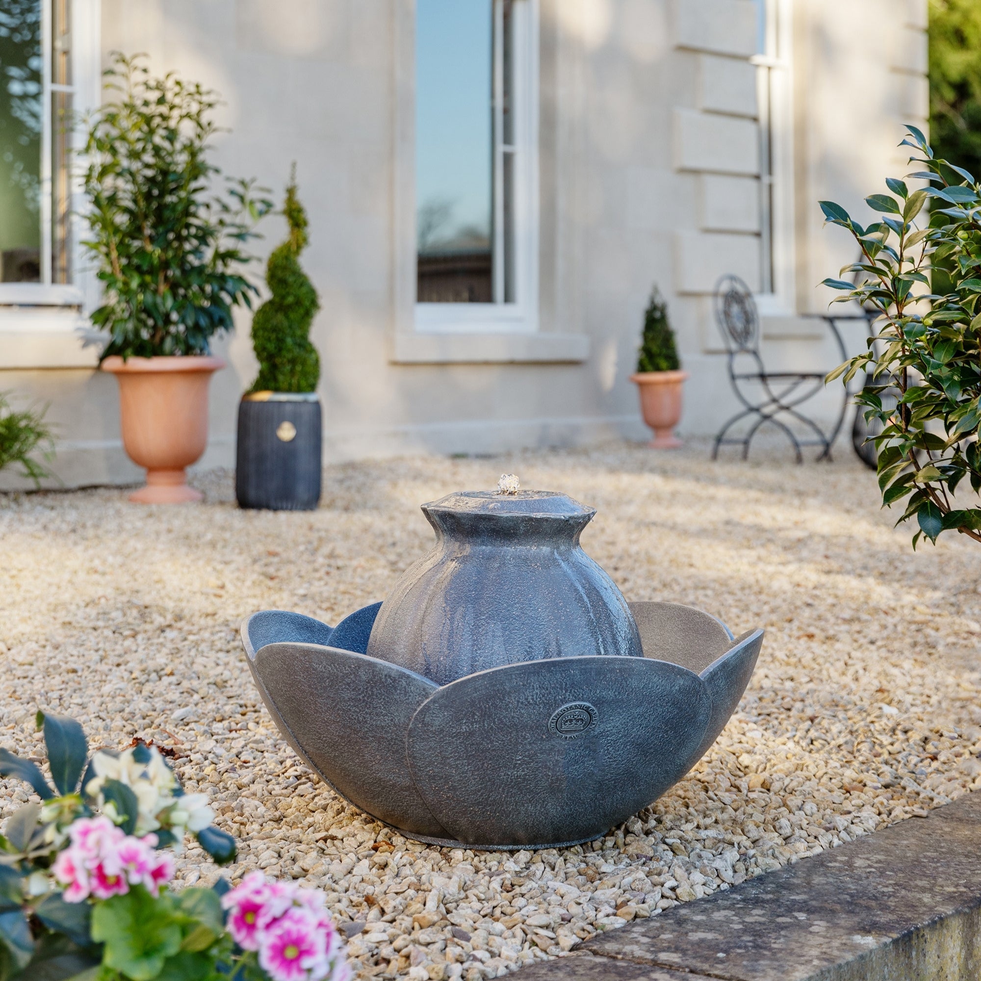 Kew Petal Bowl Water Feature