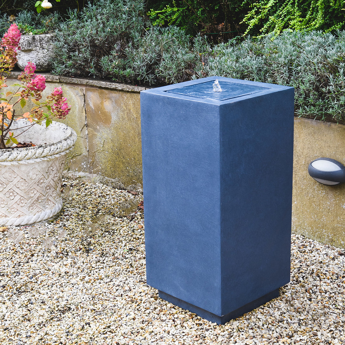 Outdoor Elite LED Large Cube Waterfeature Cement