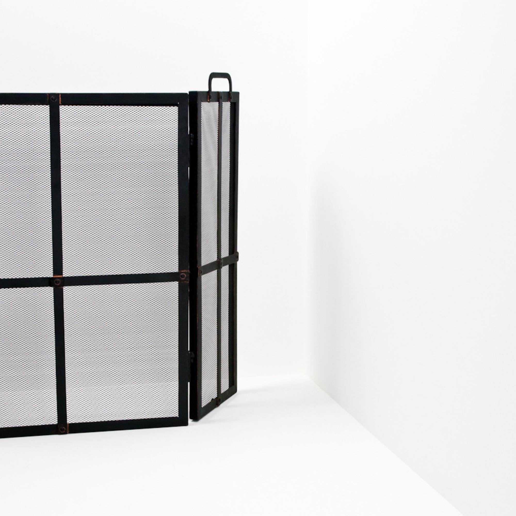 Iron Fire Screen Surround