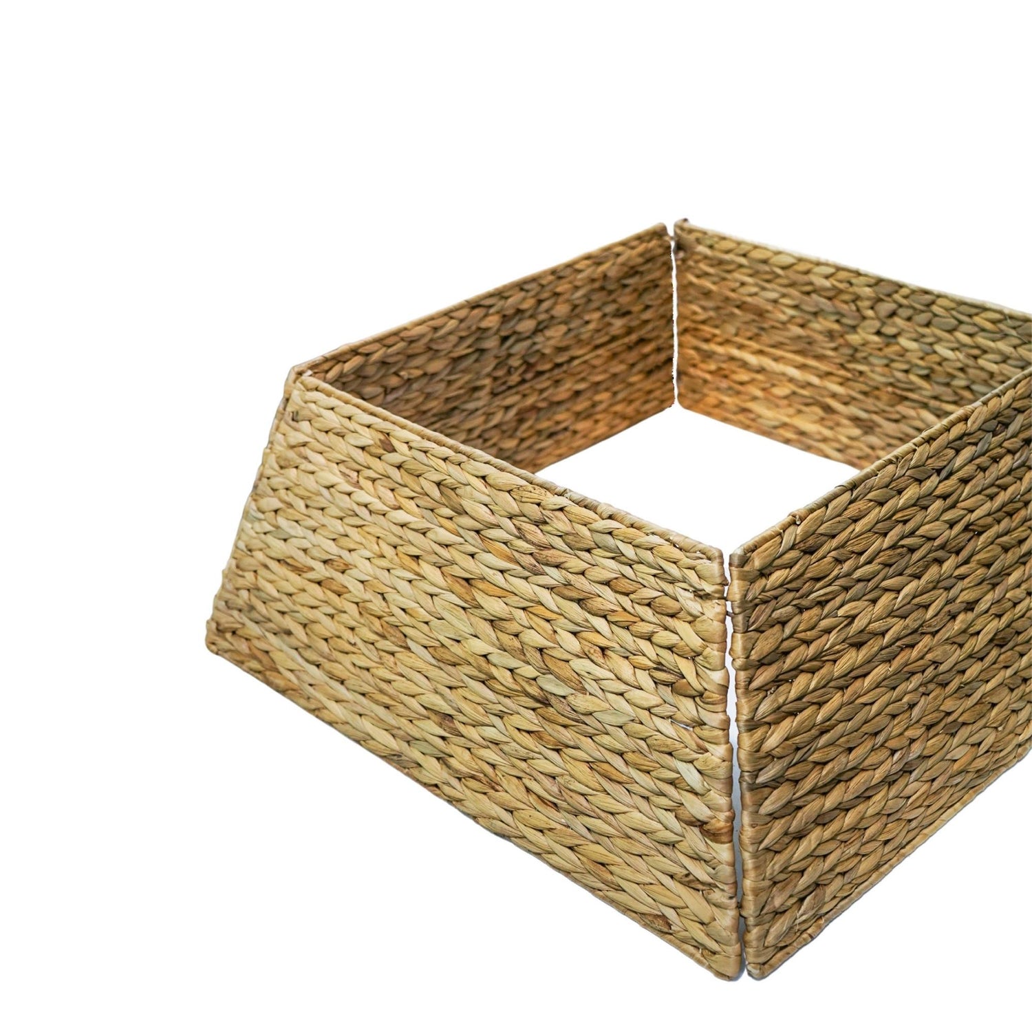 Water Hyacinth Foldable Square Tree Skirt Sustainable