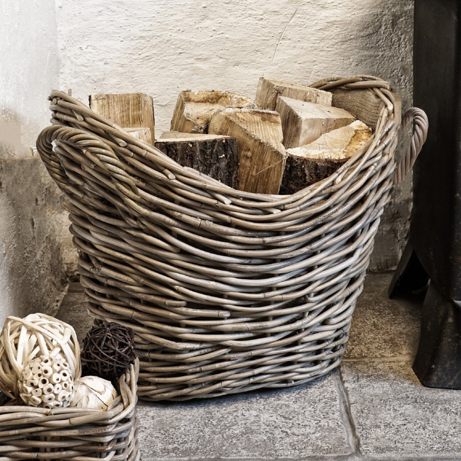 Panier à bûches en osier doublé ovale