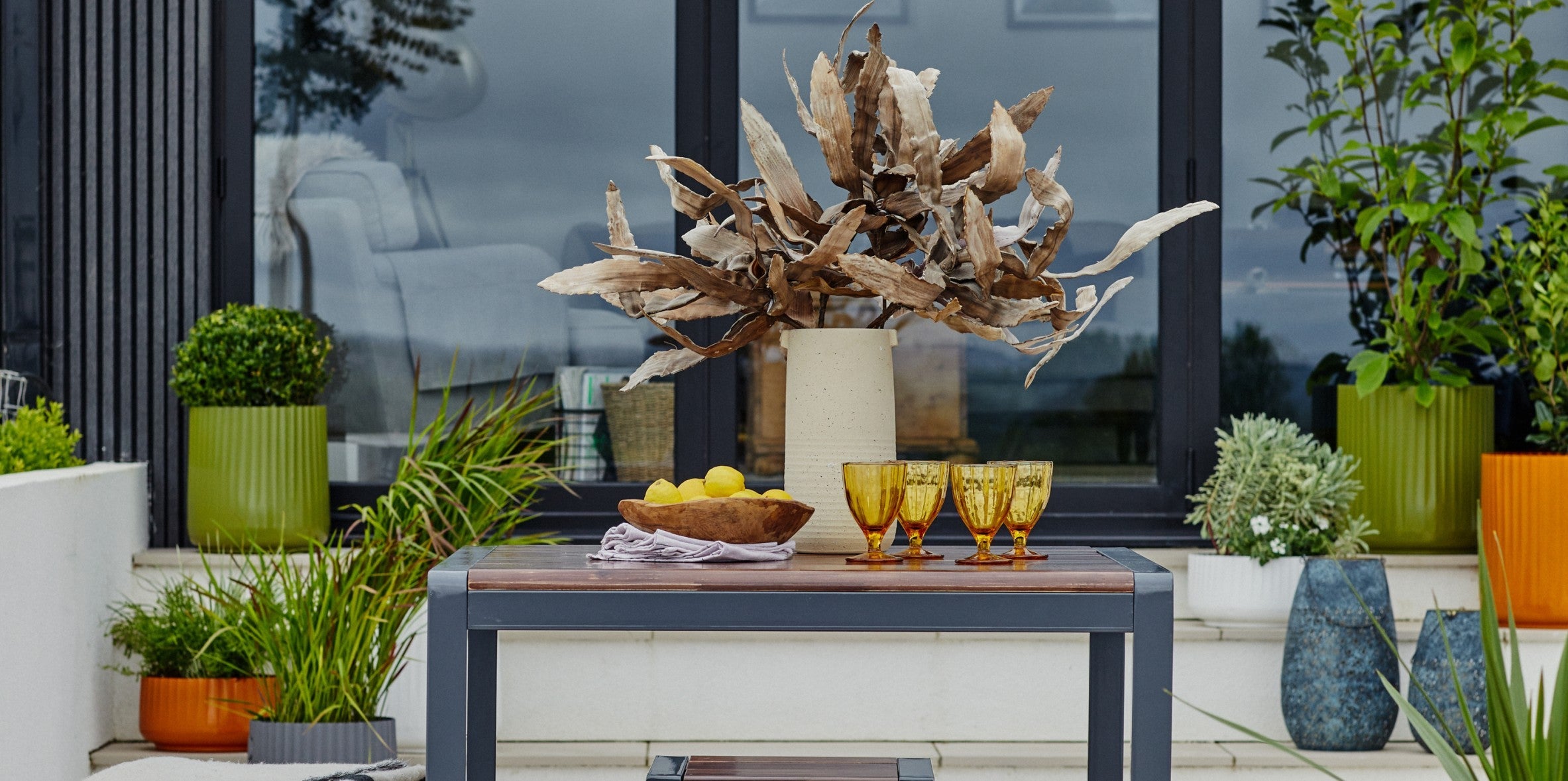 Styling your patio for summer with outdoor accessories – Ivyline