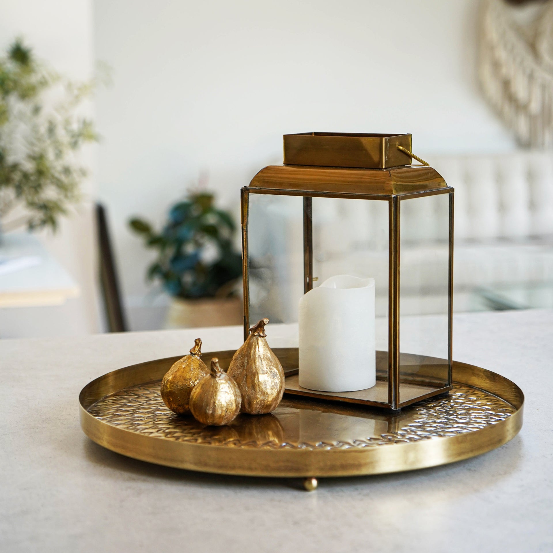 Solis Embossed Tray